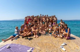 FOTO Sedamdesetak višebojaca uživalo u kupanju, druženju i zabavi