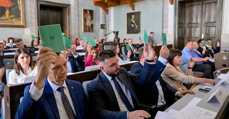 Toplička bolnica poslovala s minusom, Ljekarne s plusom