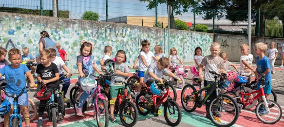 FOTO: Mališani Dječjeg vrtića "Bubamara" pokazali biciklističke vještine