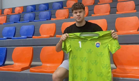 Ukrajinac Vladyslav Doroshenko (20) novi je vratar Varteksa
