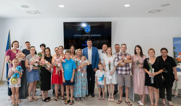 Dan općine obilježen uz prijam za roditelje i bebe