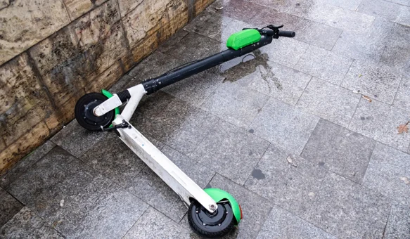 Nesreće s električnim romobilima se nastavljaju: ozlijeđeno je dijete (14)