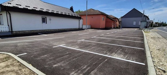 Uređeno parkiralište uz Društveni dom u Bartolovcu