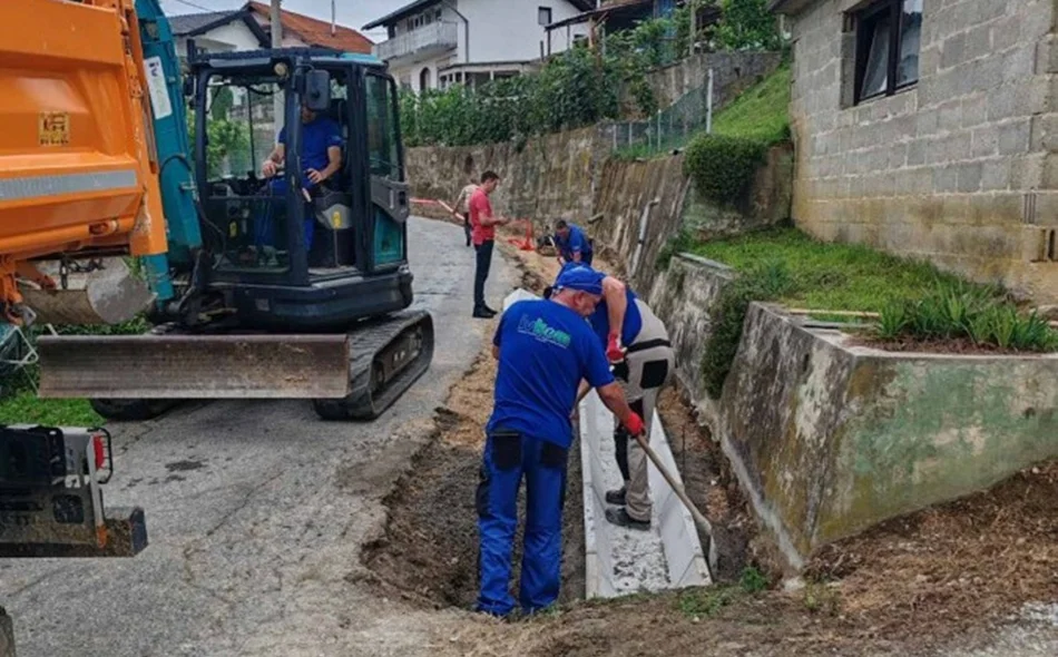 U tijeku radovi na čišćenju i održavanju sustava oborinske odvodnje