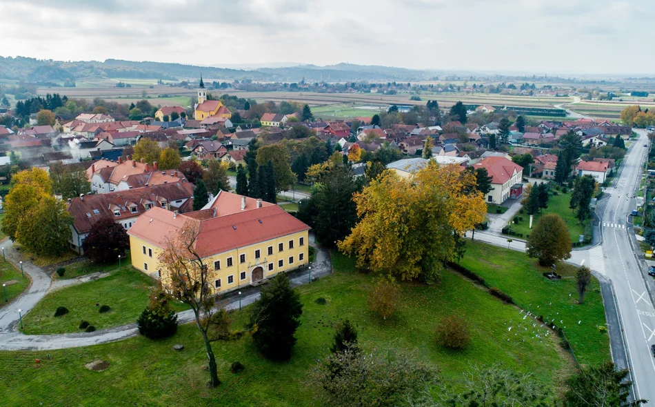 Vlado Kalember i Srebrna krila stižu na Rokovo u Jalžabetu