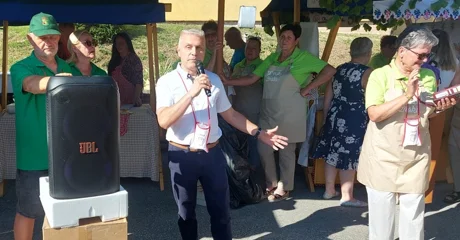 Lovrečevo u Šćepanju &ndash; klopotec, domaće delicije, odlično vino i glazba