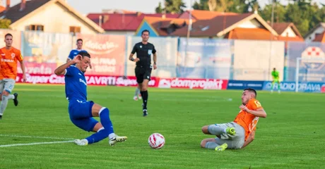 „Da prodamo odluku, pokušaj malo ovaj udarac sad koljenom u glavu naglasiti”