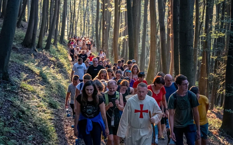 Kod Črlenog fratra vas očekuju srednjovjekovne delicije, vitezovi i dame te priče iz davnine