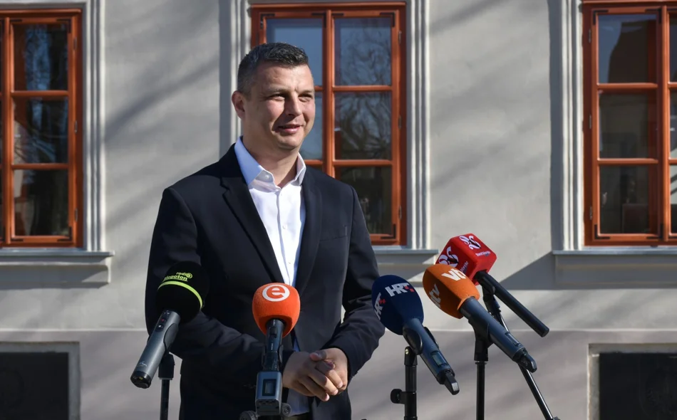 AUDIO: Općinska uprava Općine Petrijanec preselila u Staru školu