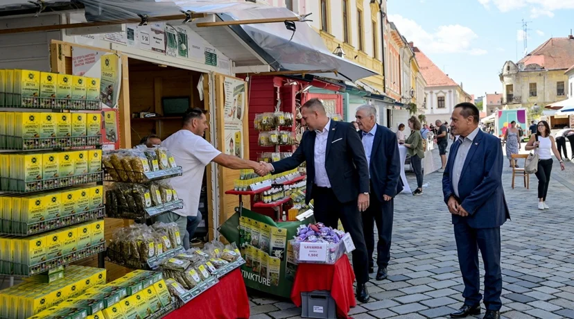 Ministar Vlajčić: „Ovakvi festivali važni su za promociju lokalnih proizvoda i proizvođača”