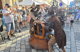 VIDEO Neobično vozilo i mjehurići od sapunice razveselili najmlađe špancirere