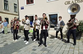 VIDEO Pogledajte i poslušajte kako zvuči elektronička glazba u akustičnoj verziji