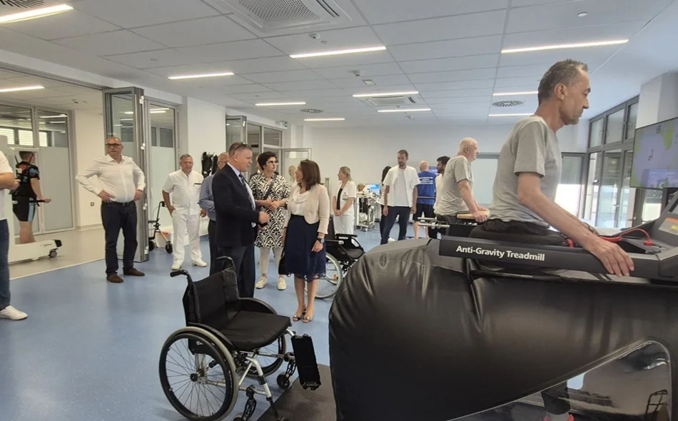 Ministrica u obilasku gradilišta: &bdquo;Ulaganja podižu kvalitetu zdravstva&rdquo;