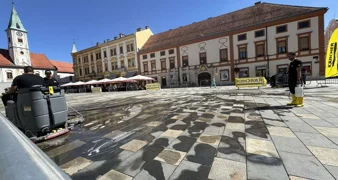 FOTO Nakon deset dana španciranja – glancanje Korza!