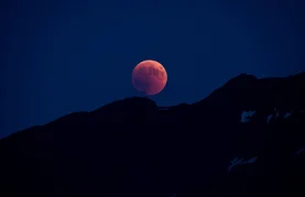 Večeras uživajte u potpunoj pomrčini Mjeseca