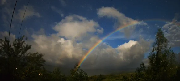 Hrvatsko nebo ukrasila mjesečeva duga