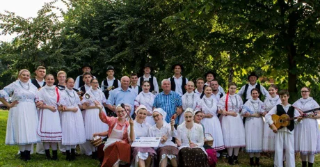 Imate jalžabetsku nošnju? Ne bacajte je &ndash; darujte je KUD-u!