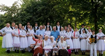 Imate jalžabetsku nošnju? Ne bacajte je &ndash; darujte je KUD-u!