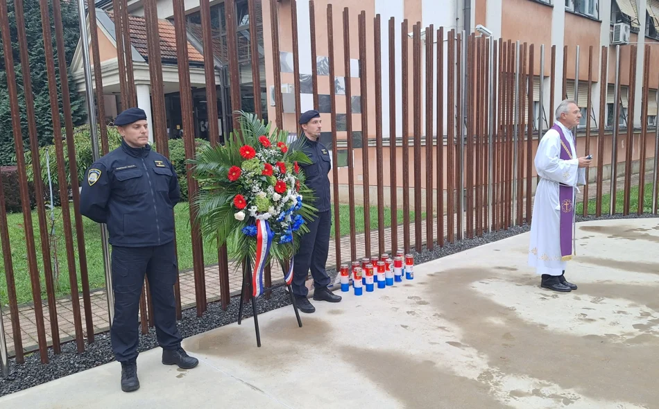 Odana počast poginulim i nestalim policajcima PU Varaždin u Domovinskom ratu