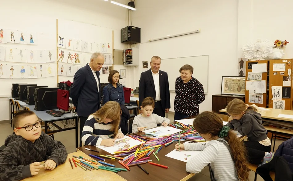 U rad 16 centara izvrsnosti i pet strukovnih centara uključeno 739 učenika