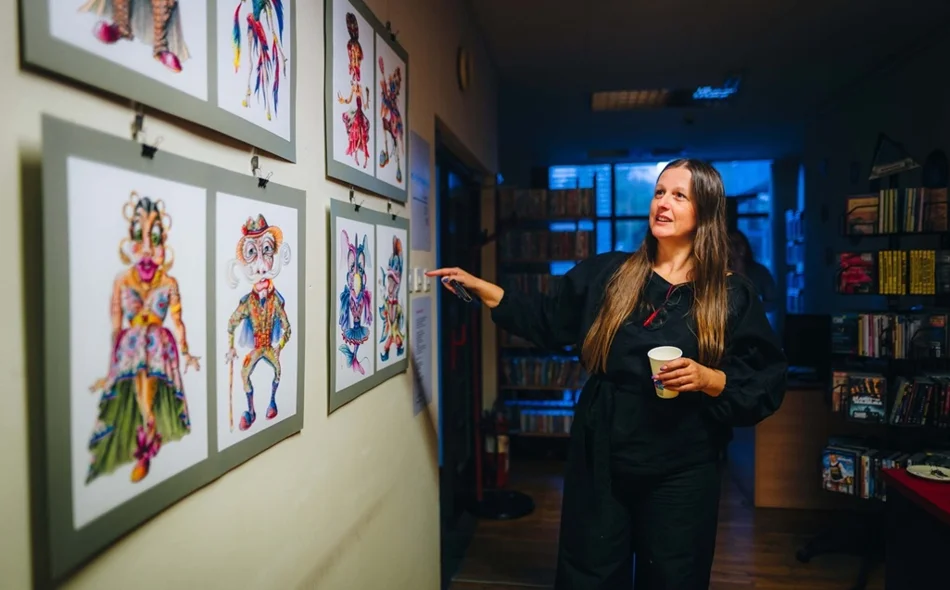 Kostimi novomarofske Knjižnice dio prve samostalne izložbe Slavice Motušić