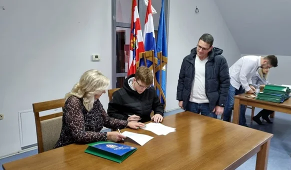 Općina daje novac za smještaj i prehranu srednjoškolaca u učeničkim domovima