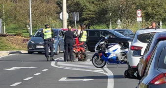 Neregistriranim quadom i bez vozačke zabio se u – pijanog vozača auta