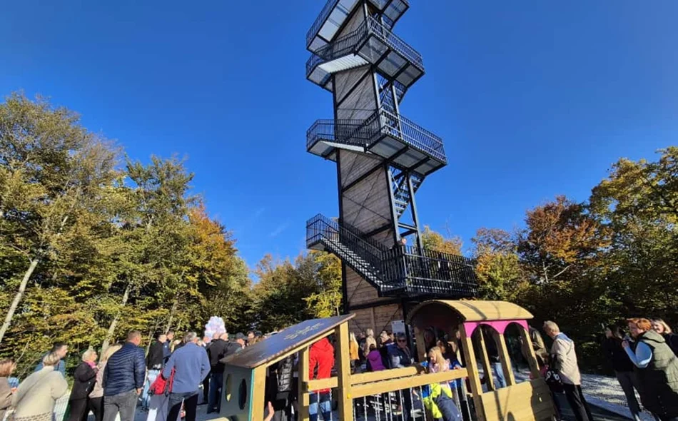 FOTO Novo atraktivno igralište za najmlađe u općini Klenovnik