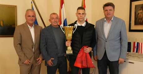 Grad Varaždin priredio prijem za &quot;kraljevskog&quot; svjetskog savate prvaka Patrika Grđana