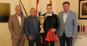 Grad Varaždin priredio prijem za &quot;kraljevskog&quot; svjetskog savate prvaka Patrika Grđana