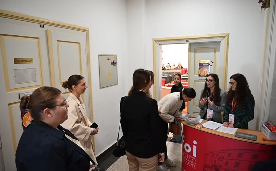 FOI okupio stručnjake u marketingu u eri umjetne inteligencije