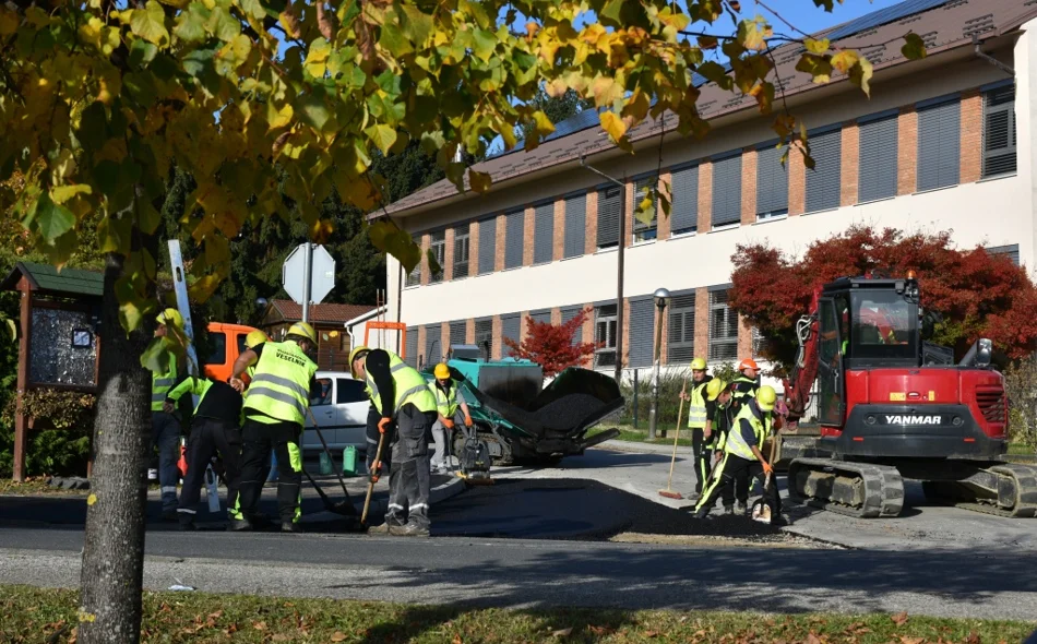 AUDIO U završnoj fazi radovi na obnovi pješačkih staza kroz Marčan i Vinicu
