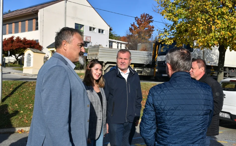 AUDIO U završnoj fazi radovi na obnovi pješačkih staza kroz Marčan i Vinicu