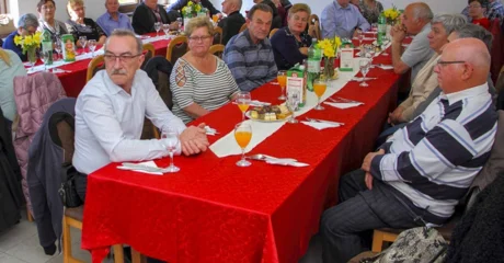 Isplata božićnica više nije moguća u gotovini, putem pošte, već isključivo na tekući račun korisnika