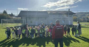 Cestički vrtićarci zaigrali s igračima NK Poleta povodom 50. obljetnice kluba