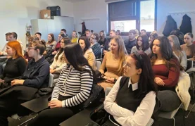 Grad Ivanec raspisao je natječaj za dodjelu studentskih stipendija za akademsku godinu 2025./2026.