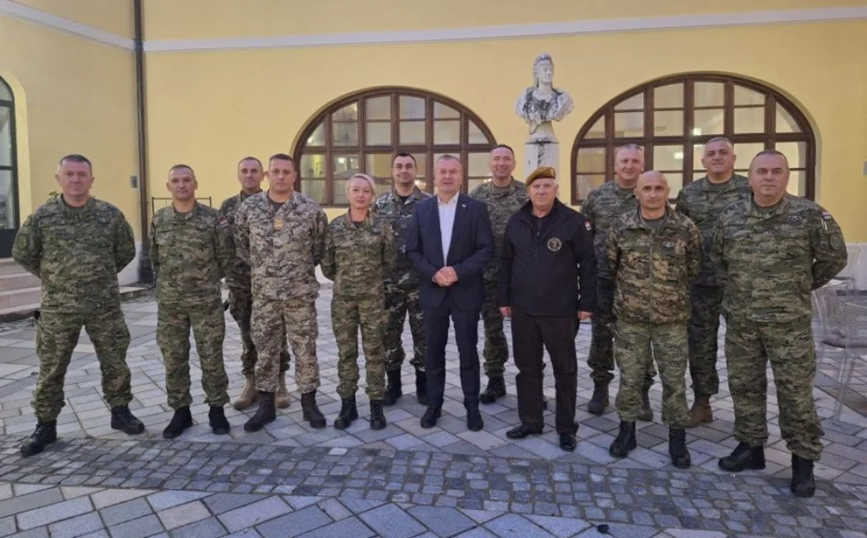 Polaznici Visoke dočasničke izobrazbe posjetili Županijsku palaču, dočekao ih župan Stričak