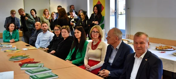 AUDIO Župan Stričak otvorio novi laboratorij u Graditeljskoj, prirodoslovnoj i rudarskoj školi