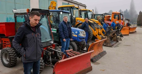 Osigurano 20-ak vozila i radnih strojeva te 200 tona materijala za posipavanje prometnica