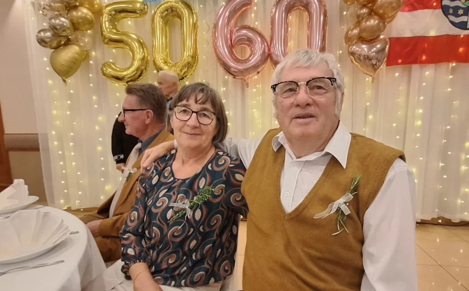 Čak 42 bračna para proslavila zlatne i dijamantne pirove te impresivnih 65 godina braka