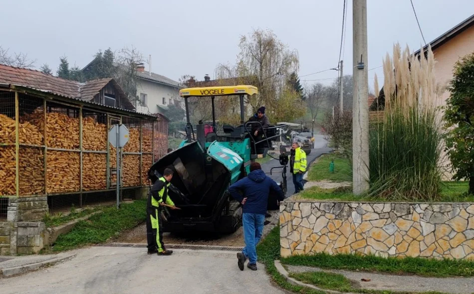 Nastavlja se asfaltiranje novih dionica u Ivancu
