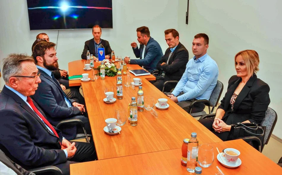 Izaslanstvo Mestne občine Ptuj boravilo u prvom posjetu Gradu Ivancu