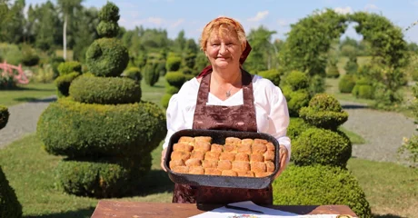 VIDEO Babica Stanka i njezini zdigani krumpirovi štruklji s koščicama od tikve i posolenec