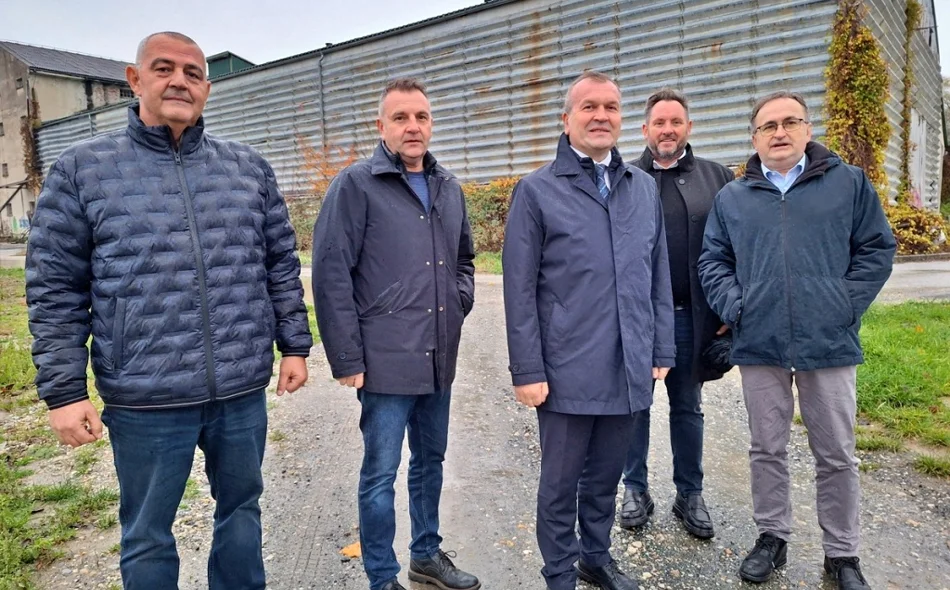 Stričak i Bilić obišli ludbreški Prapovijesni park, raspravljalo se o kupnji Mlina za budući srednjoškolski kompleks