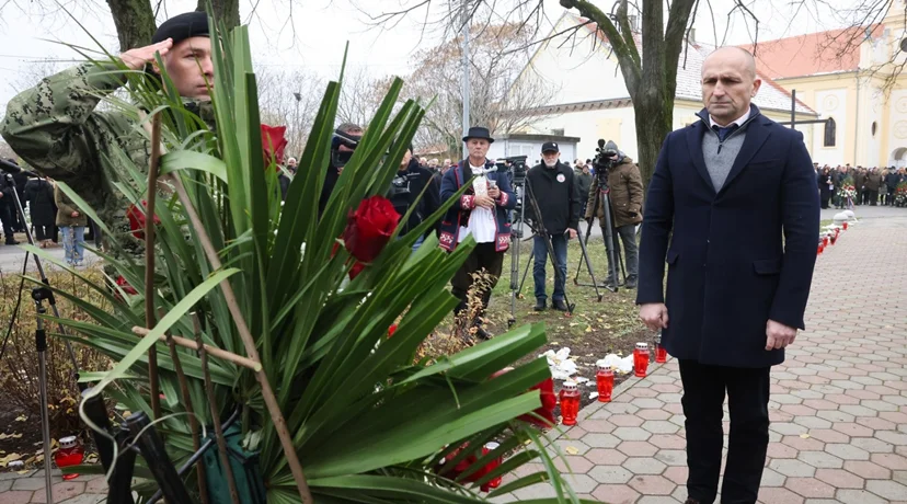 Ministar Anušić: „U vojsci nema mjesta dugoj kosi i bradi! Vojni rok nije ekskurzija!”