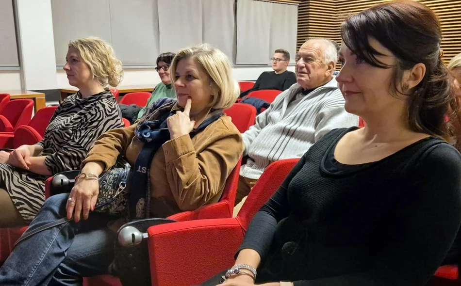 Damir Vujnovac odveo Novomarofčane na put oko svijeta „bez kofera”