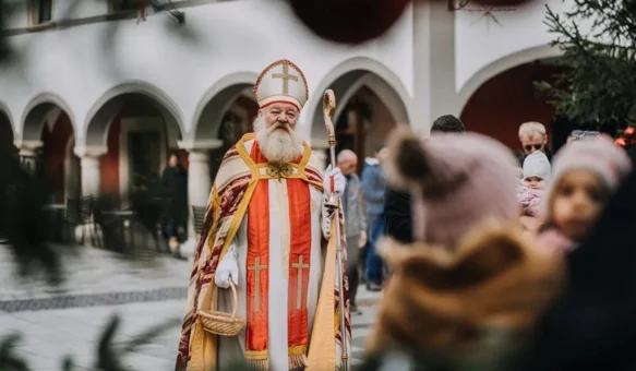 Sveti Nikola i krampus u petak obilaze varaždinske mališane - ovo je njegova ruta