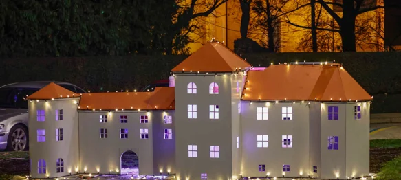 Zasvijetlio Stari grad, postavljen mlin, podignuta i replika piramide na Ivančici!