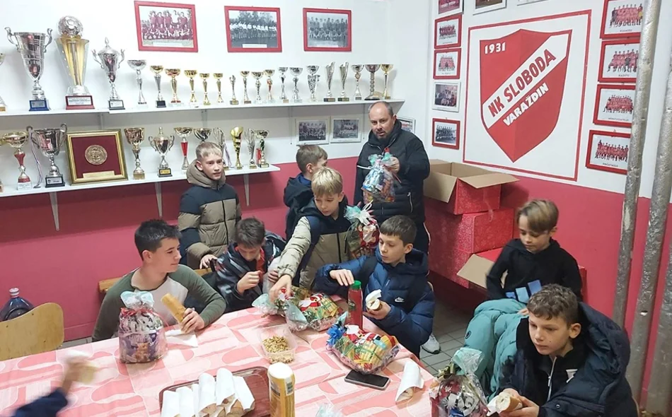 FOTO Za kraj jeseni pobjeda protiv Međimurja i slatki pokloni od Svetog Nikole