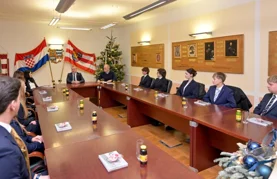 Učenici Prve privatne gimnazije vratili se s još jedne uspješne MUN konferencije u Barceloni